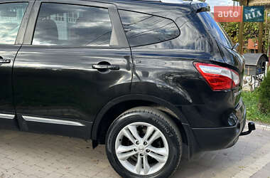 Внедорожник / Кроссовер Nissan Qashqai+2 2011 в 