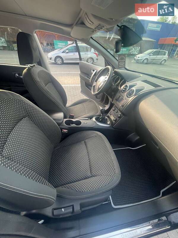 Внедорожник / Кроссовер Nissan Qashqai+2 2009 в Калуше