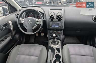 Внедорожник / Кроссовер Nissan Qashqai+2 2012 в 
