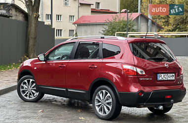 Внедорожник / Кроссовер Nissan Qashqai+2 2010 в 