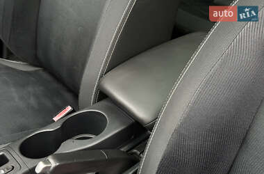 Внедорожник / Кроссовер Nissan Qashqai+2 2010 в 