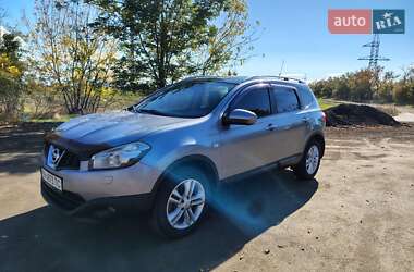 Позашляховик / Кросовер Nissan Qashqai+2 2010 в Одесі