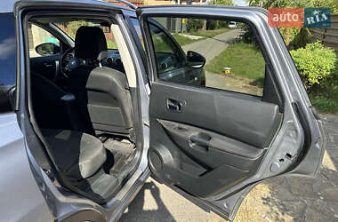 Внедорожник / Кроссовер Nissan Qashqai+2 2010 в 