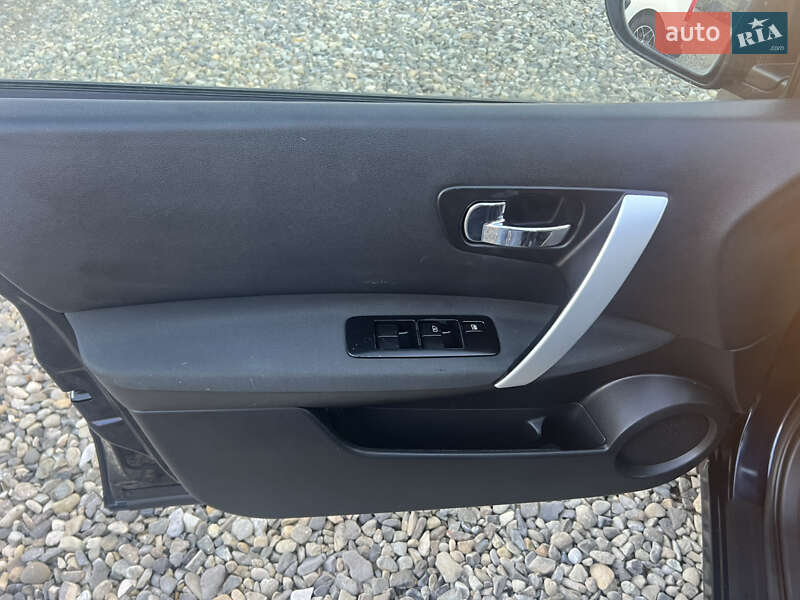 Внедорожник / Кроссовер Nissan Qashqai+2 2010 в Коломые фото 12 Внедорожник / Кроссовер Nissan Qashqai+2 2010 в Коломые