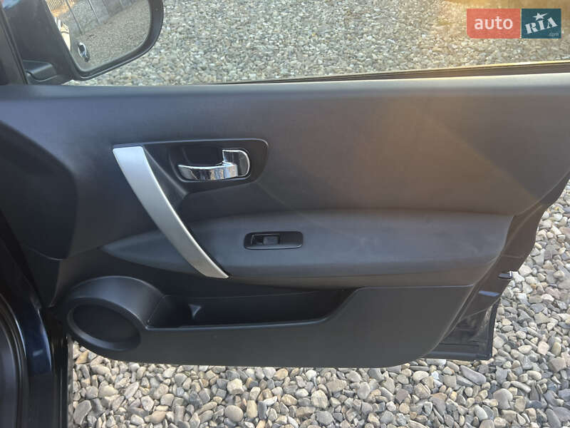 Внедорожник / Кроссовер Nissan Qashqai+2 2010 в Коломые фото 14 Внедорожник / Кроссовер Nissan Qashqai+2 2010 в Коломые