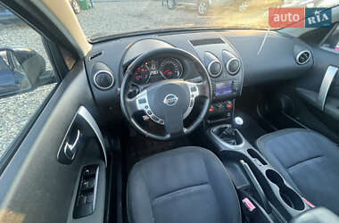 Внедорожник / Кроссовер Nissan Qashqai+2 2010 в 