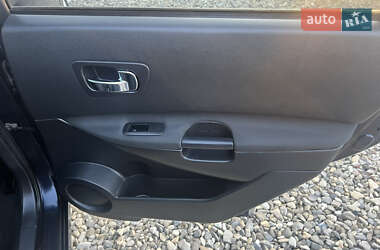 Внедорожник / Кроссовер Nissan Qashqai+2 2010 в 