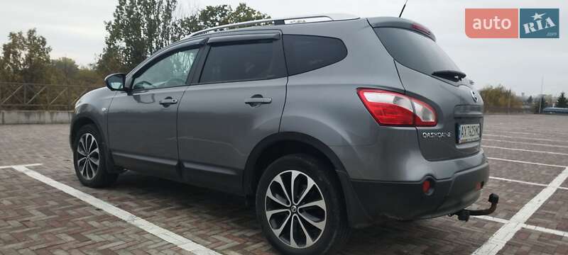 Внедорожник / Кроссовер Nissan Qashqai+2 2012 в Харькове