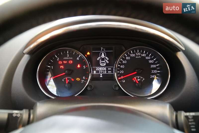 Внедорожник / Кроссовер Nissan Qashqai+2 2011 в Тернополе