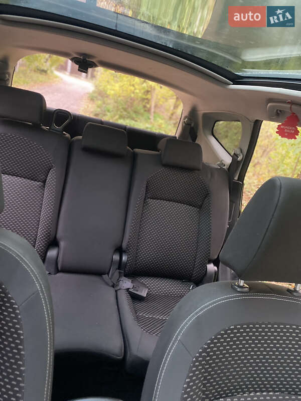 Позашляховик / Кросовер Nissan Qashqai+2 2009 в Рівному