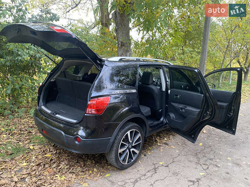 Позашляховик / Кросовер Nissan Qashqai+2 2009 в Рівному
