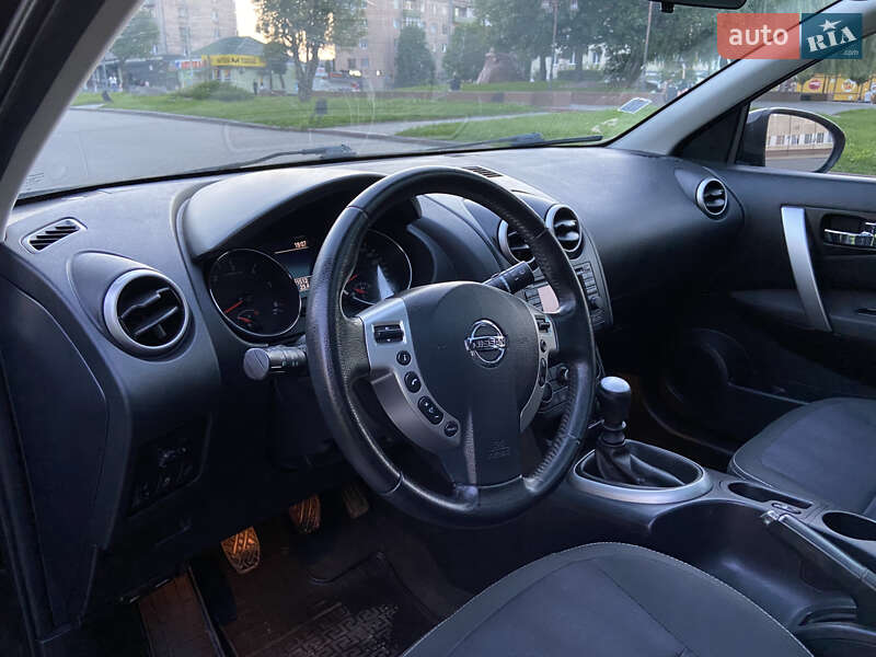 Позашляховик / Кросовер Nissan Qashqai+2 2013 в Звягелі