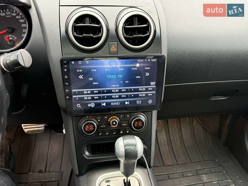 Внедорожник / Кроссовер Nissan Qashqai+2 2011 в Киеве