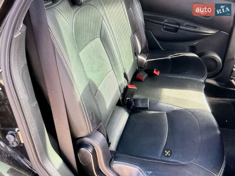 Внедорожник / Кроссовер Nissan Qashqai+2 2012 в Тернополе фото 16 Внедорожник / Кроссовер Nissan Qashqai+2 2012 в Тернополе