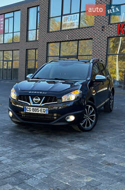 Позашляховик / Кросовер Nissan Qashqai+2 2011 в  фото 2 Позашляховик / Кросовер Nissan Qashqai+2 2011 в
