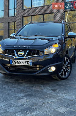 Позашляховик / Кросовер Nissan Qashqai+2 2011 в  фото 7 Позашляховик / Кросовер Nissan Qashqai+2 2011 в