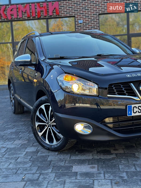 Внедорожник / Кроссовер Nissan Qashqai+2 2011 в Тернополе фото 35 Внедорожник / Кроссовер Nissan Qashqai+2 2011 в Тернополе