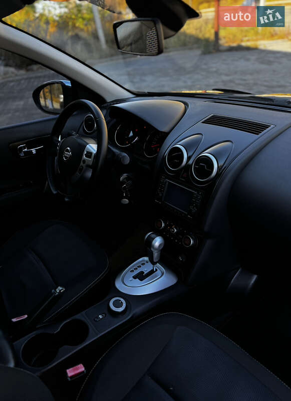 Внедорожник / Кроссовер Nissan Qashqai+2 2011 в Тернополе фото 46 Внедорожник / Кроссовер Nissan Qashqai+2 2011 в Тернополе