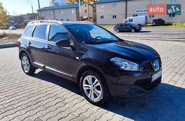 Позашляховик / Кросовер Nissan Qashqai+2 2012 в Тернополі