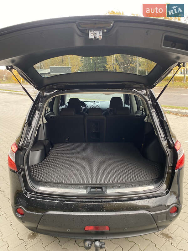 Внедорожник / Кроссовер Nissan Qashqai+2 2012 в Белой Церкви