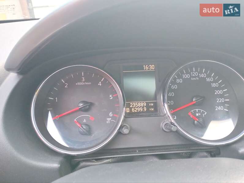Внедорожник / Кроссовер Nissan Qashqai+2 2010 в Днепре фото 4 Внедорожник / Кроссовер Nissan Qashqai+2 2010 в Днепре