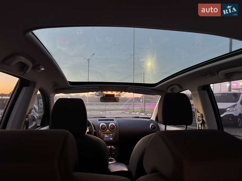 Позашляховик / Кросовер Nissan Qashqai+2 2012 в Умані