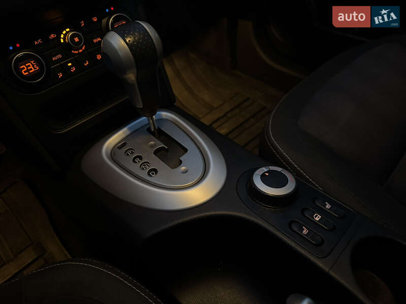 Позашляховик / Кросовер Nissan Qashqai+2 2012 в Умані