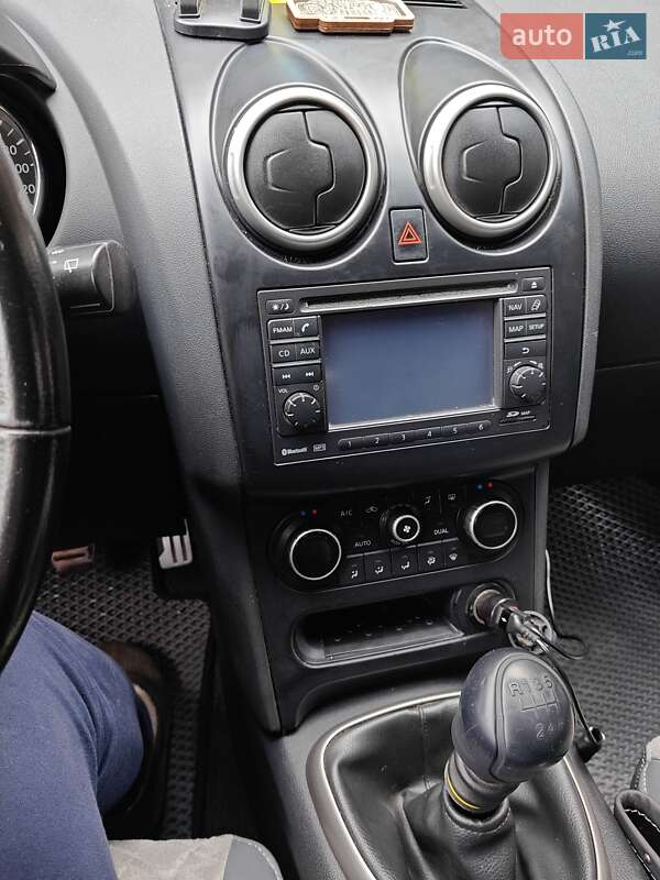 Внедорожник / Кроссовер Nissan Qashqai+2 2011 в Маневичах