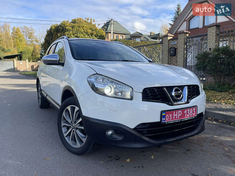 Внедорожник / Кроссовер Nissan Qashqai+2 2010 в Луцке