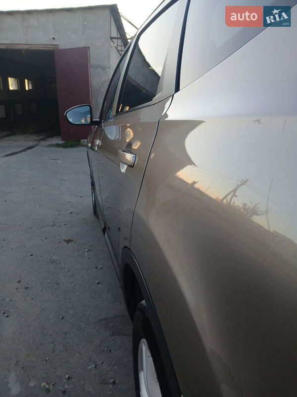 Позашляховик / Кросовер Nissan Qashqai+2 2011 в Кам'янець-Подільському фото 35 Позашляховик / Кросовер Nissan Qashqai+2 2011 в Кам'янець-Подільському