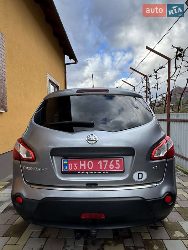 Внедорожник / Кроссовер Nissan Qashqai+2 2010 в Сваляве фото 5 Внедорожник / Кроссовер Nissan Qashqai+2 2010 в Сваляве