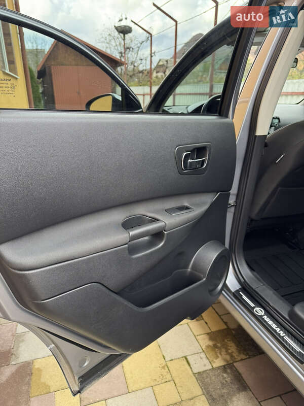 Внедорожник / Кроссовер Nissan Qashqai+2 2010 в Сваляве фото 9 Внедорожник / Кроссовер Nissan Qashqai+2 2010 в Сваляве