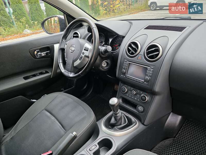 Внедорожник / Кроссовер Nissan Qashqai+2 2011 в Луцке