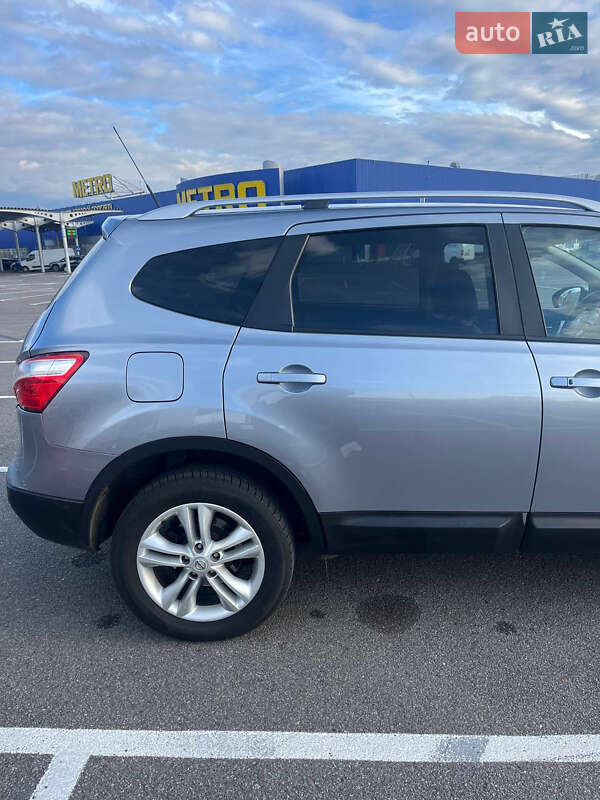 Внедорожник / Кроссовер Nissan Qashqai+2 2011 в Ровно