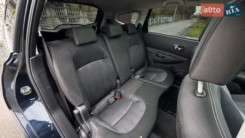 Внедорожник / Кроссовер Nissan Qashqai+2 2010 в Ровно
