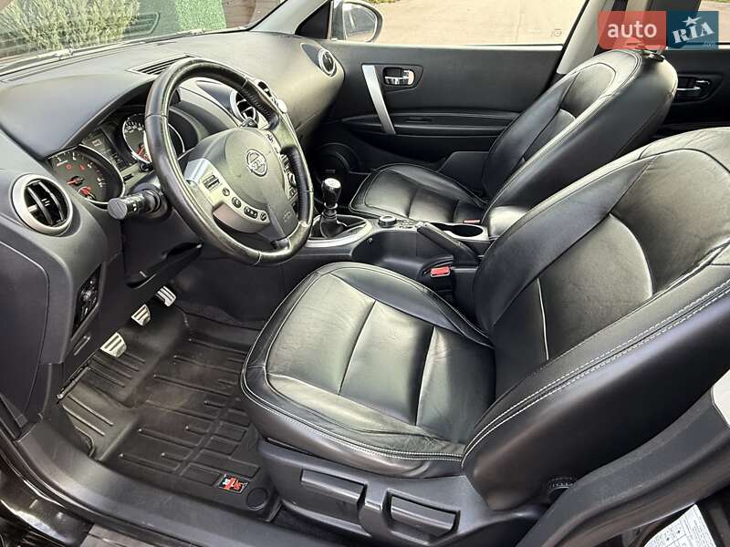 Внедорожник / Кроссовер Nissan Qashqai+2 2012 в Киеве