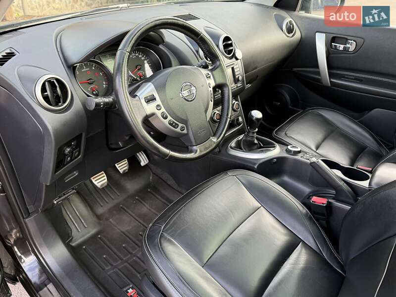 Внедорожник / Кроссовер Nissan Qashqai+2 2012 в Киеве