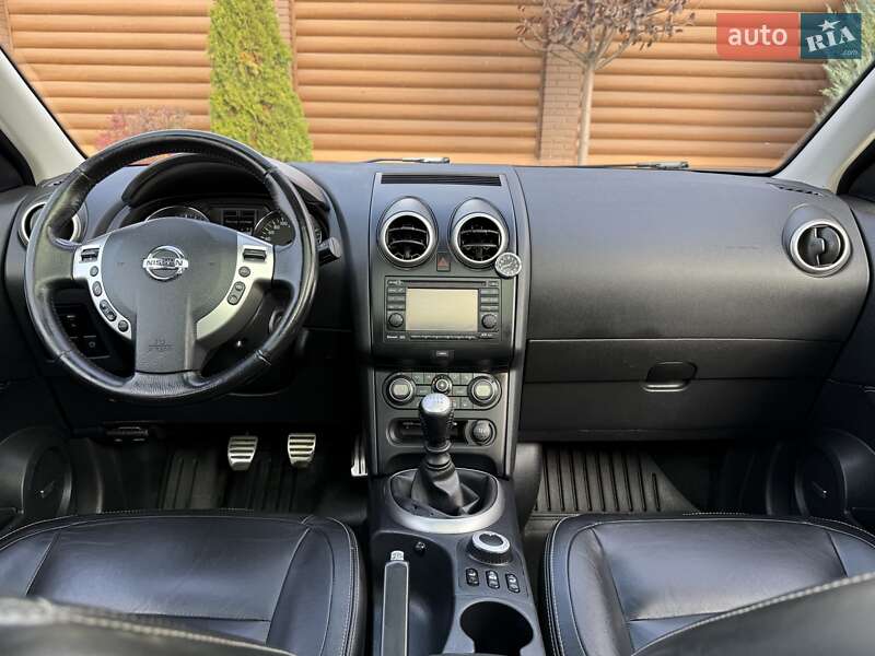 Внедорожник / Кроссовер Nissan Qashqai+2 2012 в Киеве