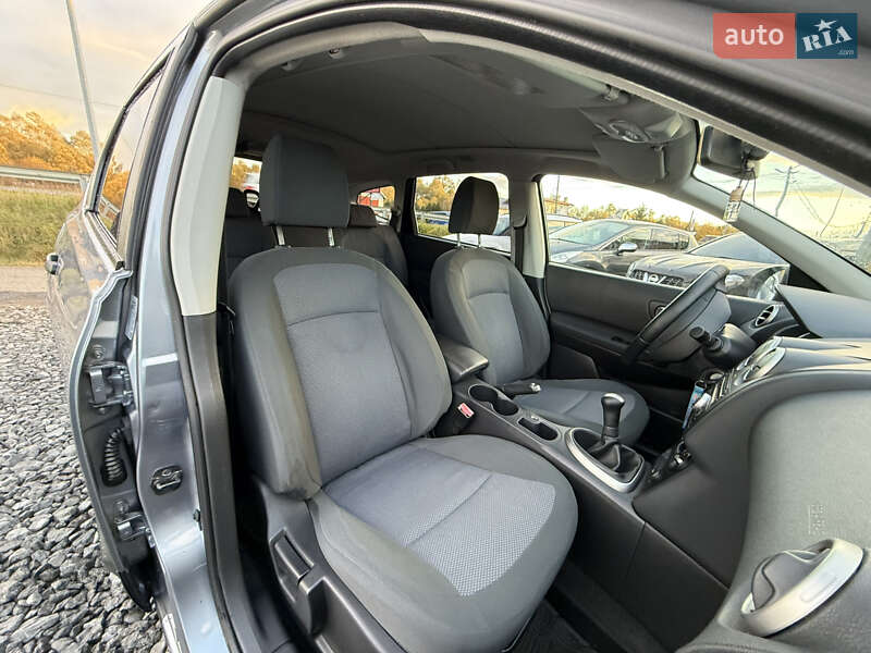 Позашляховик / Кросовер Nissan Qashqai+2 2010 в Стрию