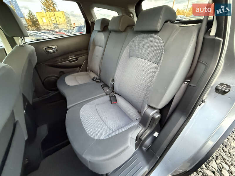 Позашляховик / Кросовер Nissan Qashqai+2 2010 в Стрию