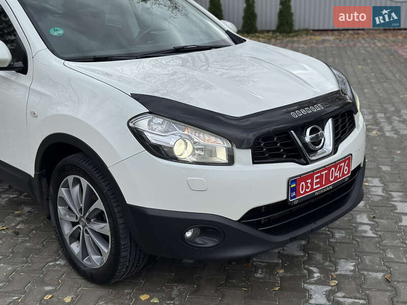Внедорожник / Кроссовер Nissan Qashqai+2 2013 в Ровно