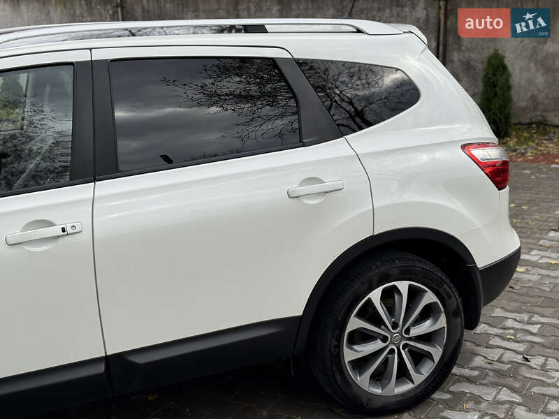 Внедорожник / Кроссовер Nissan Qashqai+2 2013 в Ровно
