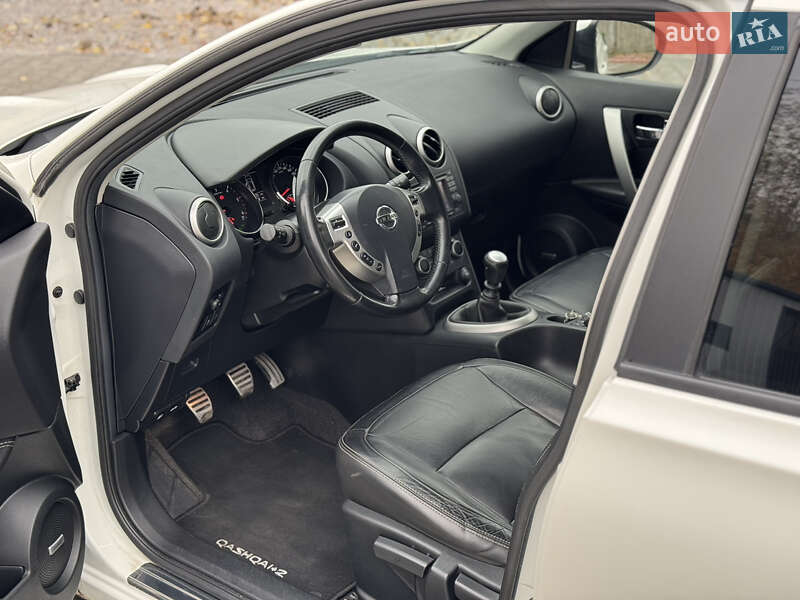 Внедорожник / Кроссовер Nissan Qashqai+2 2013 в Ровно