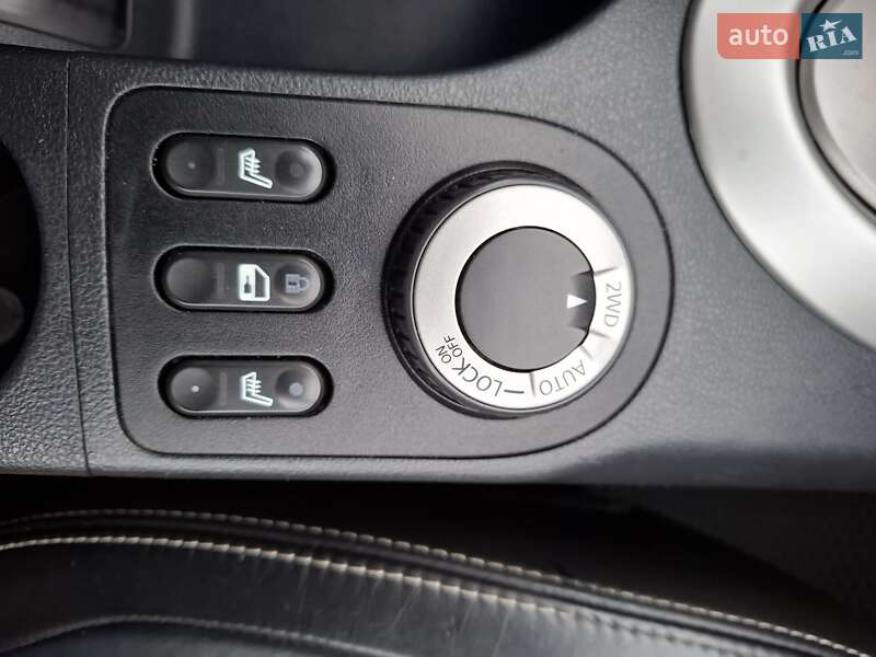 Позашляховик / Кросовер Nissan Qashqai+2 2011 в Луцьку