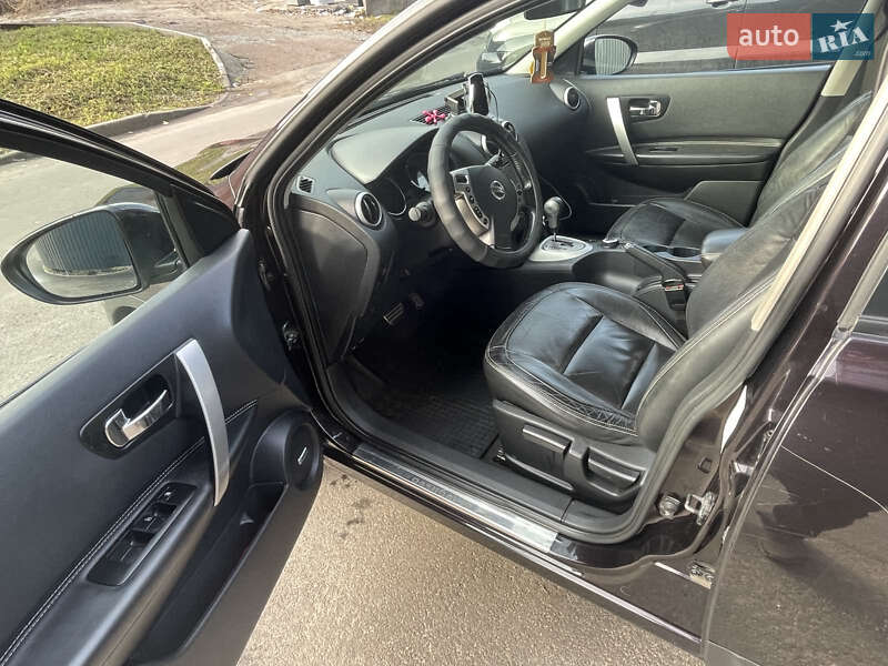 Внедорожник / Кроссовер Nissan Qashqai+2 2010 в Чернигове