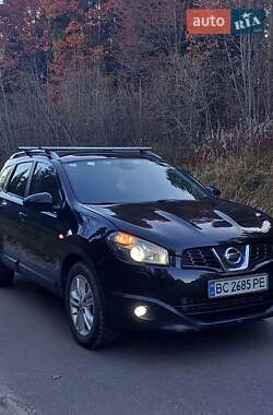 Позашляховик / Кросовер Nissan Qashqai+2 2011 в Турці