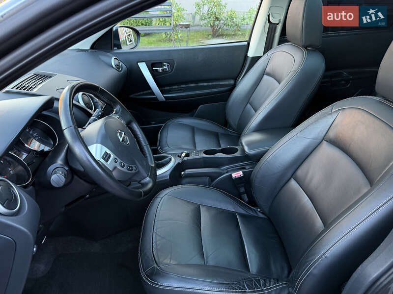 Внедорожник / Кроссовер Nissan Qashqai+2 2011 в Стрые