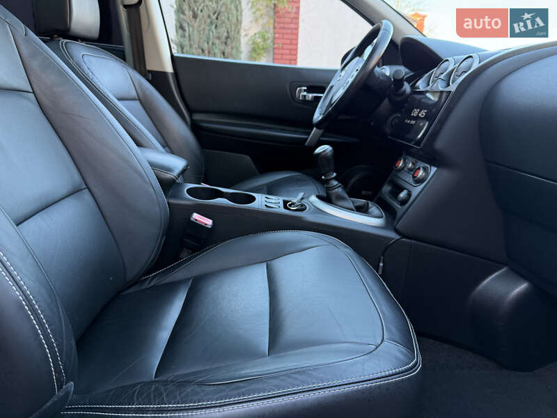 Внедорожник / Кроссовер Nissan Qashqai+2 2011 в Стрые