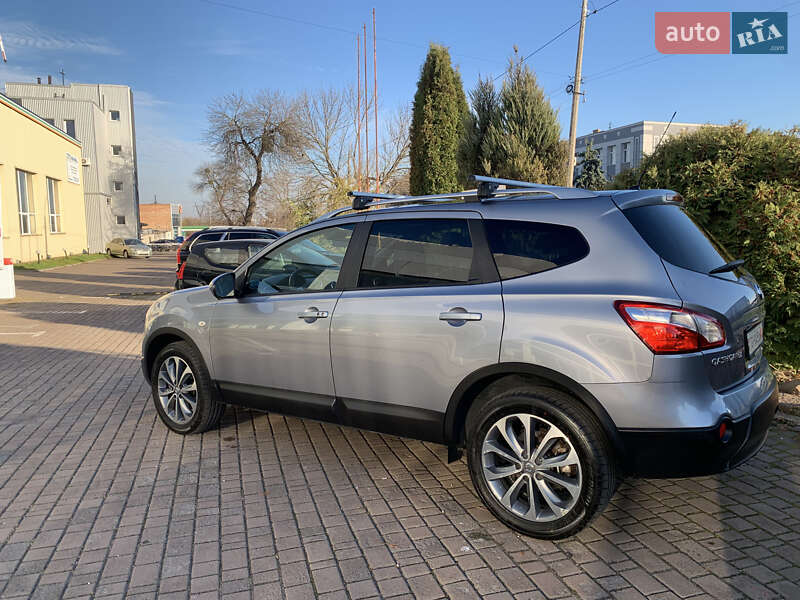Внедорожник / Кроссовер Nissan Qashqai+2 2012 в Ровно