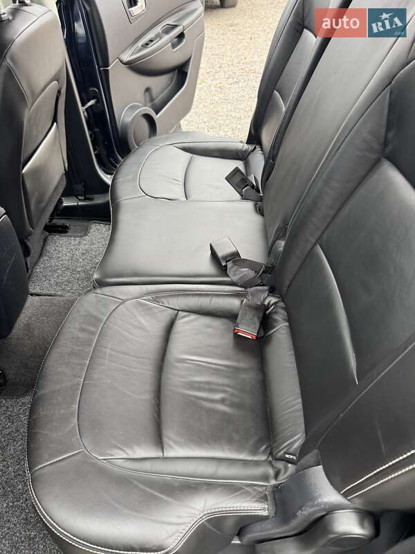 Внедорожник / Кроссовер Nissan Qashqai+2 2011 в Ровно фото 34 Внедорожник / Кроссовер Nissan Qashqai+2 2011 в Ровно